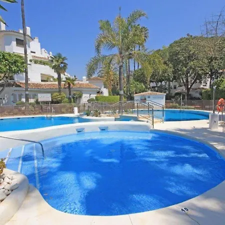 Belvilla By Oyo Golden House Apartment Marbella